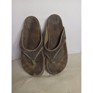 Täos Aura Soft Support And Cooling Recovery Foam Flip Flops Size 7